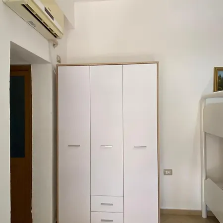 Apartament Edi Wlora